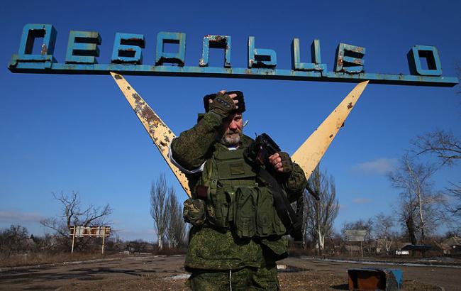 Разведка сообщила о поставках РФ танков и "Градов" боевикам в Дебальцево