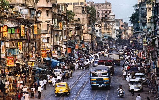 Индия стала самой населенной страной мира, - исследование
