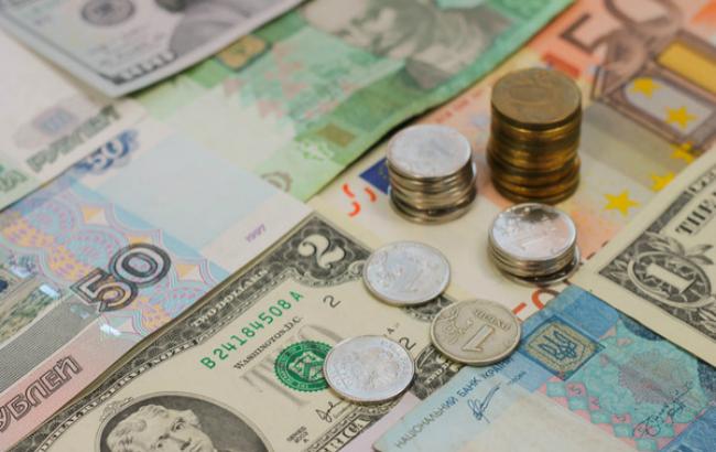 Курс доллара на межбанке 29 марта понизился до 27,05