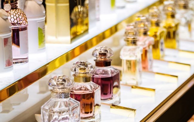 10 найкращих жіночих ароматів, які обіцяють весну та подобаються усім