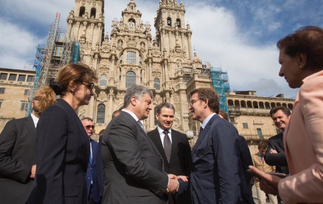 Порошенко назвав можливу дату проголошення автокефалії УПЦ