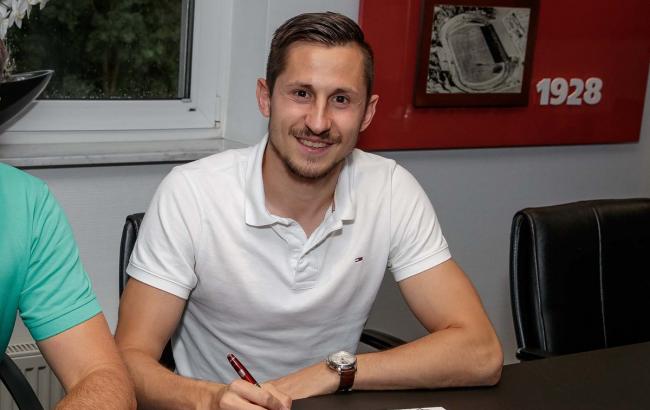 "Шальке" подписал потенциального конкурента Коноплянки