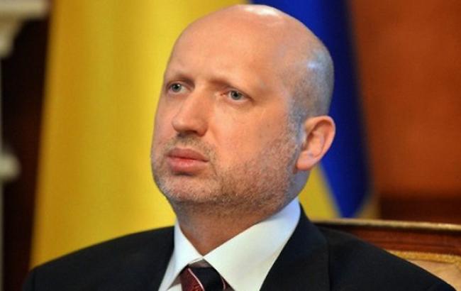 Турчинов не бачить альтернативи введенню воєнного стану в разі провалу мирних переговорів