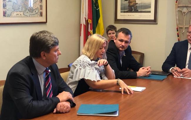 Украина поблагодарила Канаду за позицию в вопросе возвращения России в G7