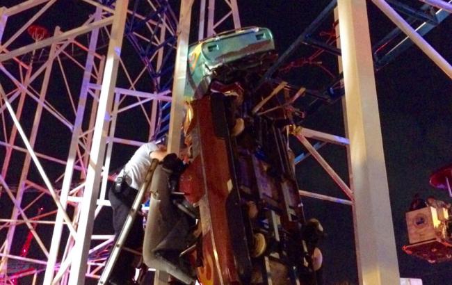 В США произошла авария на "американских горках", госпитализированы 6 человек