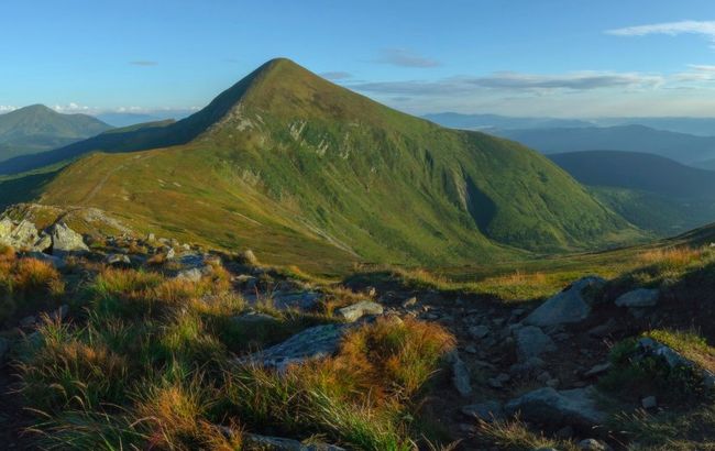 В Карпатах спасли двух туристов, которые заблудились на Говерле