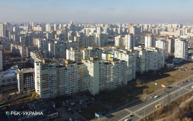 Балкон-косынка, коридор-трамвайчик и "бумажные" стены: какие квартиры не стоит покупать