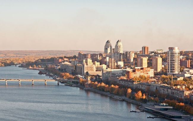 В Днепре слышны взрывы. Продолжается воздушная тревога