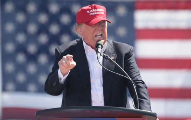 Трамп планирует подписать указ о строительстве стены с Мексикой