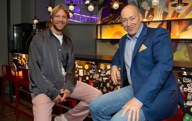 "Українцем за кордоном залишаюсь": Дорн прочитал стих о патриотизме