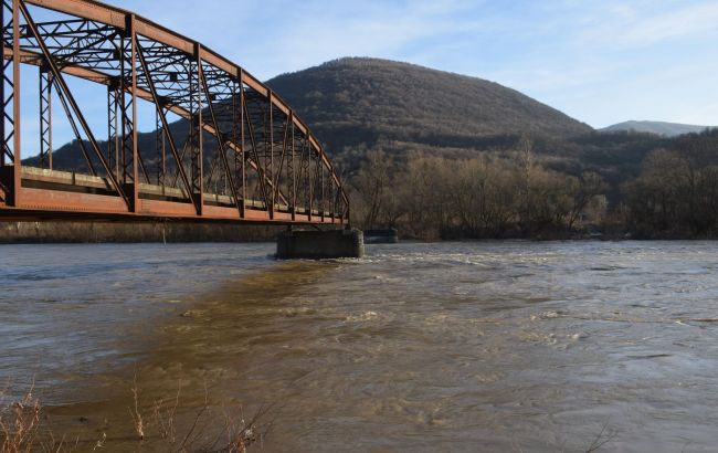 В Закарпатье планируют построить порт на Тисе