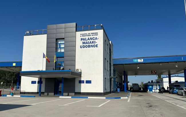 Крупнейши пункт пропуска на границе с Молдовой приостановит работу: в чем причина