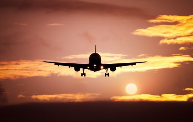 Літак Варшава-Хургада екстрено сів через загрозу вибуху