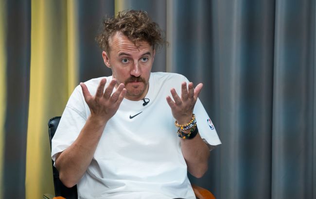 Клопотенко назвав страви, які символізують бідність. Тут - шуба, шпроти на грінці і пельмені