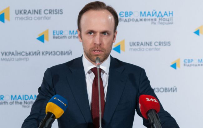 Замглавы АПУ Филатов в 2014 г. заработал 3,5 млн грн