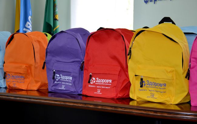 В фармкомпании "Здоровье" поздравили семьи первоклассников