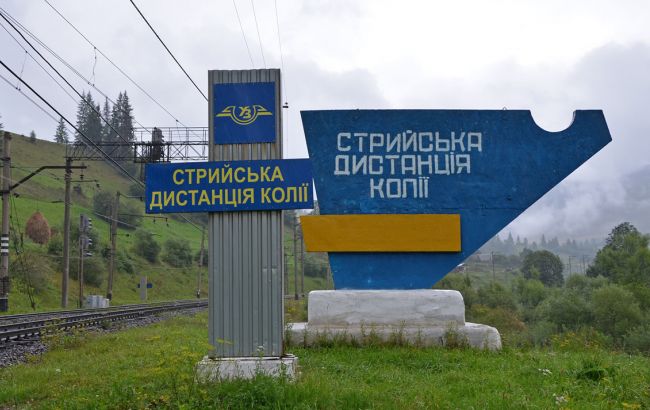 Во Львовской области мужчина бросился под поезд