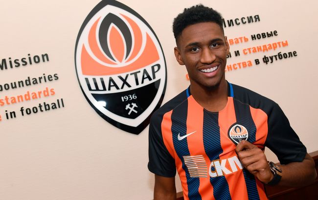 "Шахтер" объявил о подписании бразильского вингера Тете