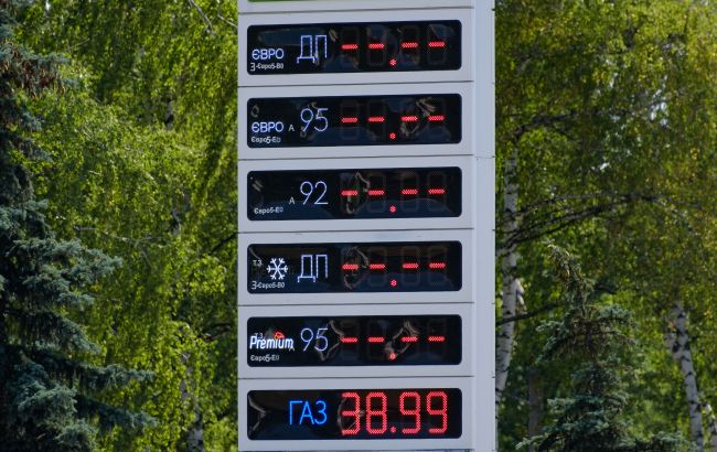 Чому час повертати довоєнні податки на пальне та як зростуть ціни з липня