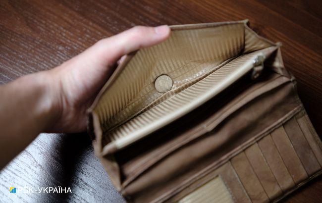 Яка сума боргу позбавляє права на субсидію: відповідь Мінсоцполітики