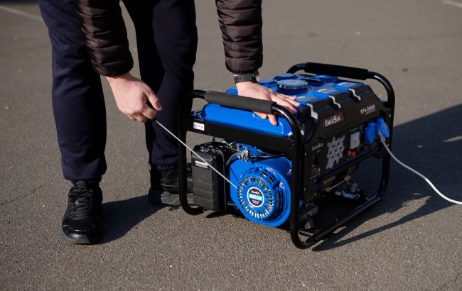 Казахстан передав понад 40 генераторів для медустанов України: куди направлять