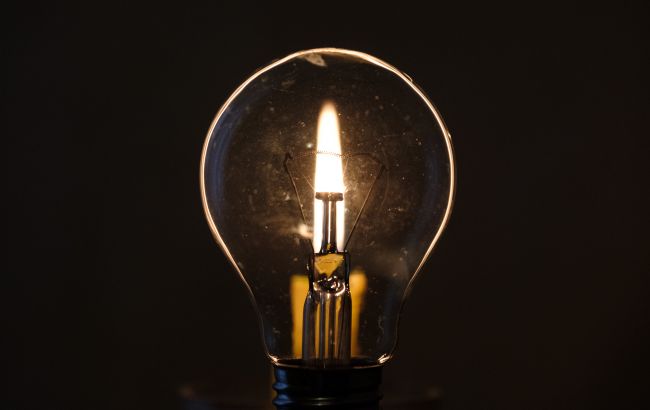 Українці в селах можуть обмінювати лампи розжарювання: коли це можна зробити