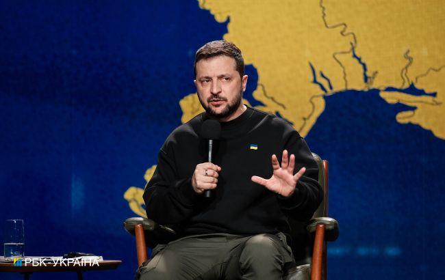 "Всі звикли до того, що українці вмирають". Головне з інтерв'ю Зеленського про фронт, Захід та мир