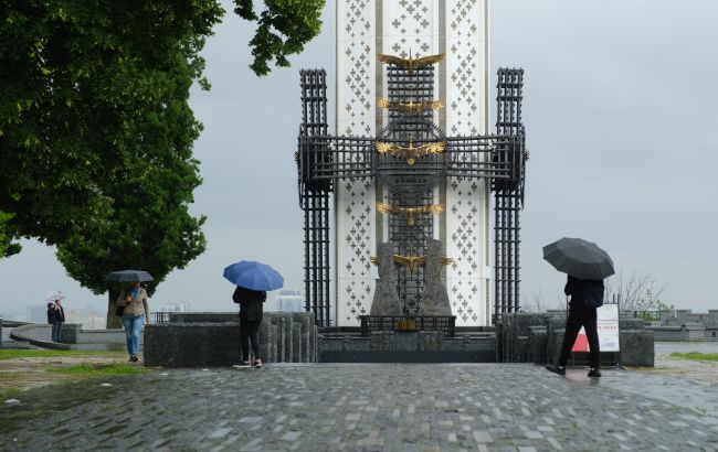 На Україну насувається прохолода, в більшості областей - пориви вітру: прогноз погоди на сьогодні