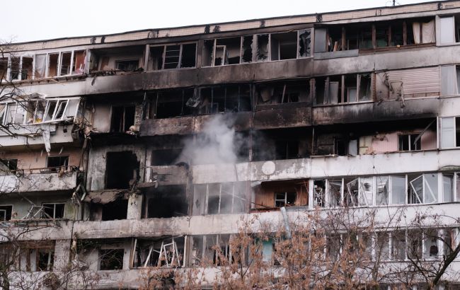 Атака РФ на Киев. В многоэтажке под завалами может быть человек, - ГСЧС