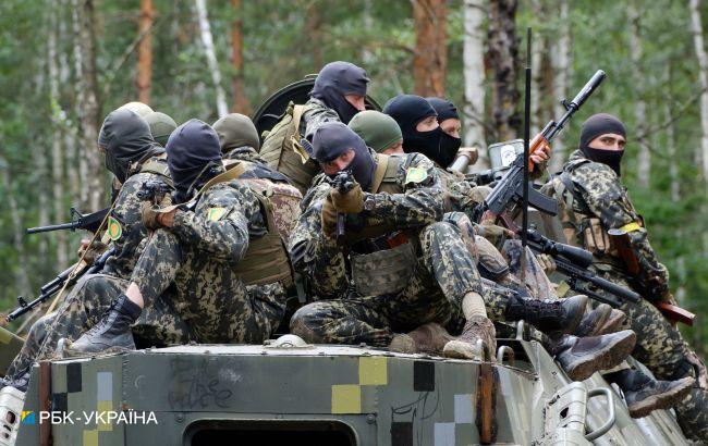 РФ стягує сили до Запорізької області, а біля Лиману тривають операції: карти боїв на ранок