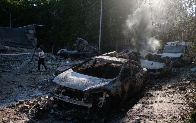 Через обстріл Києва частина автобусів та тролейбусів курсує з обмеженнями: подробиці