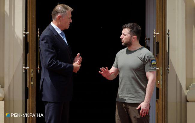 Президент Румунії попросив Зеленського переглянути закон про національні меншини