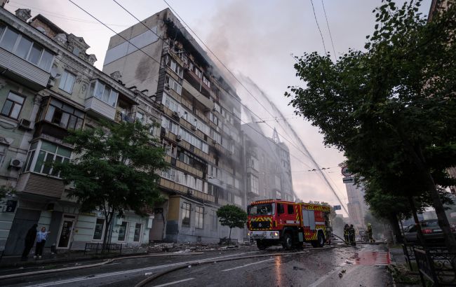 Нічна атака на Київ: кількість постраждалих зросла до 25