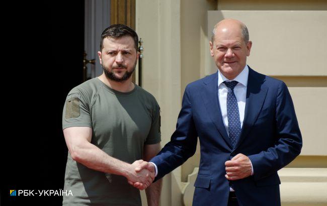 Зеленський обговорив із Шольцем посилення української ППО