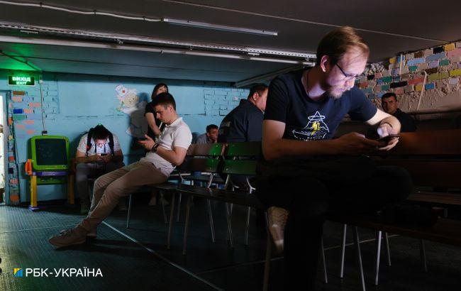 Всі в укриття. Що робити при обстрілі та яке місце в квартирі найнебезпечніше