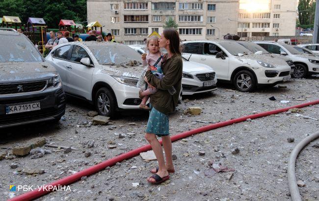 Українцям розповіли, якими фразами можна підтримати людину у стресовій ситуації