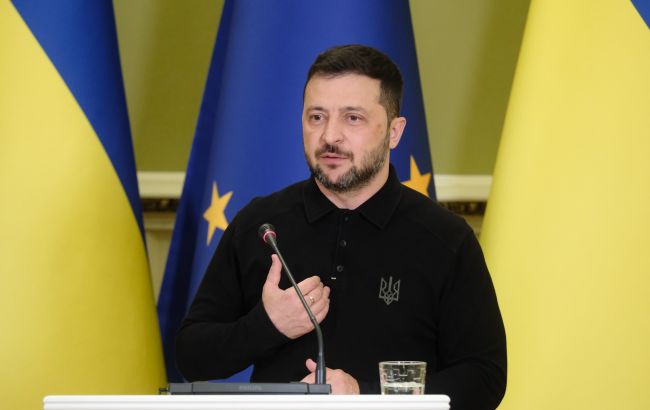 Зеленський розповів, яку зброю отримає Україна у перших пакетах від США за кошти НАТО