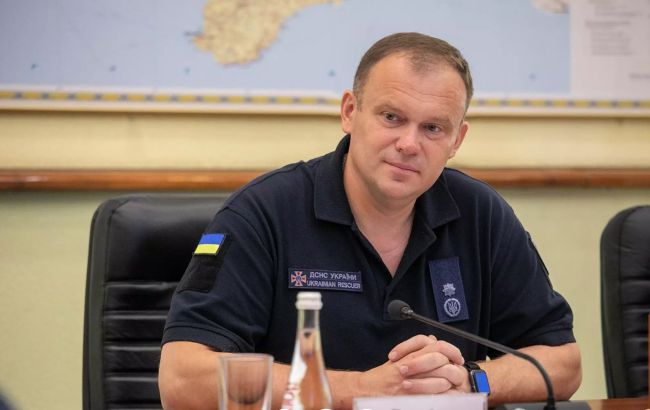 Заступника голови ДСНС відсторонили через "вибуховий подарунок" начальнику поліції Польщі