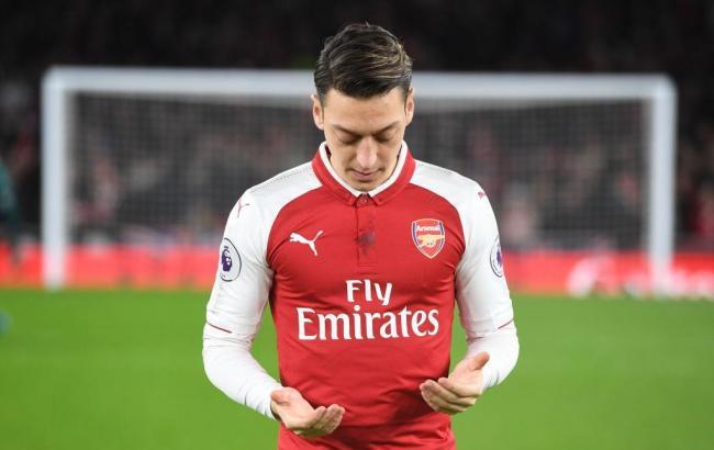 Футбольный союз Германии выпустил заявление из-за ухода из сборной Озила