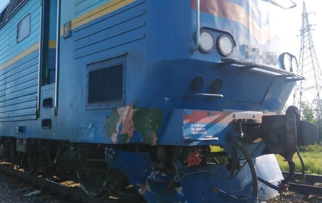 Под Мелитополем машина попала под поезд, есть погибший