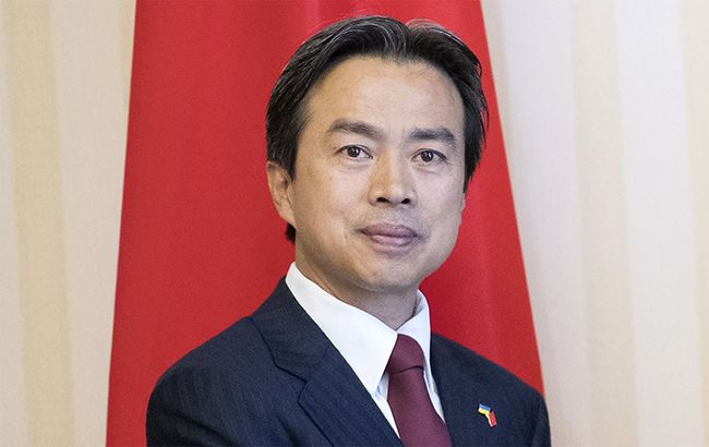 Китай заявил о готовности ввести безвизовый режим с Украиной