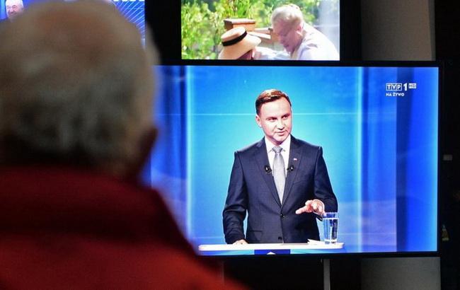 Президент Польши подписал скандальный закон о СМИ