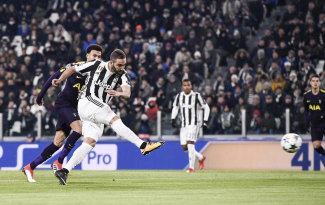 "Ювентус" и "Тоттенхэмом" сыграли вничью в первом матче 1/8 финала ЛЧ