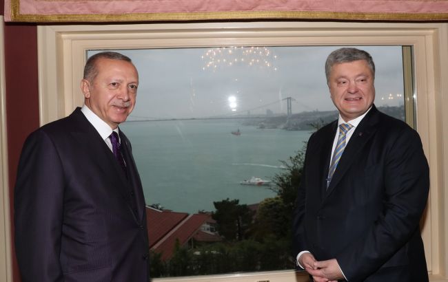 Порошенко провел встречу с Эрдоганом
