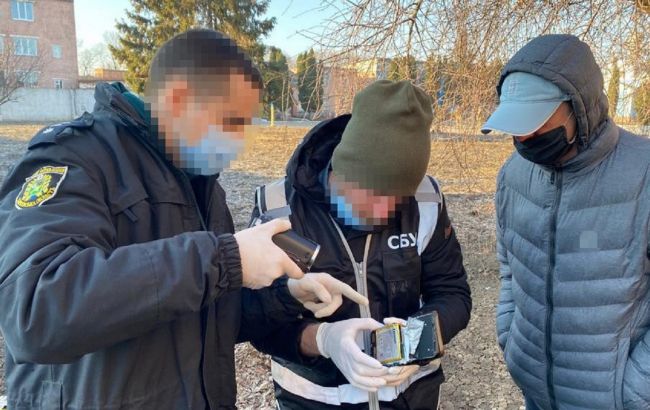 Воровали миллионы и финансировали российский криминалитет: СБУ разоблачила схему в колонии