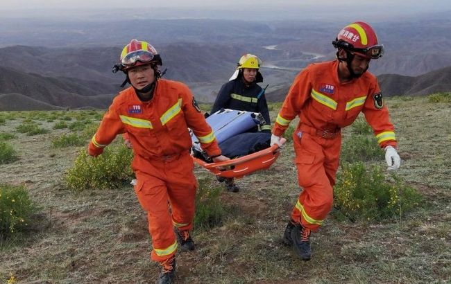 В Китае во время марафона бушевала стихия: участников эвакуировали, есть погибшие
