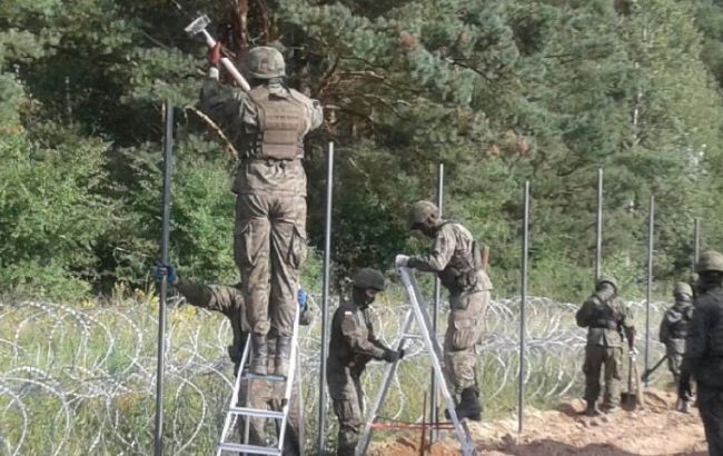 Польша начала строительство стены на границе с Беларусью