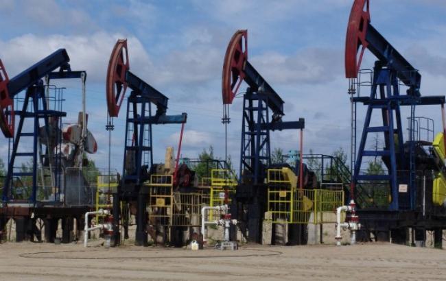 Цена нефти марки Brent упала ниже 77 долл. за баррель