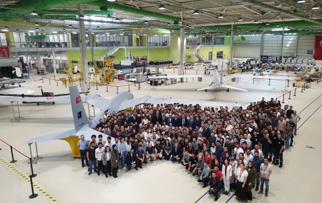 Україна і Туреччина запустили виробництво ударних безпілотників