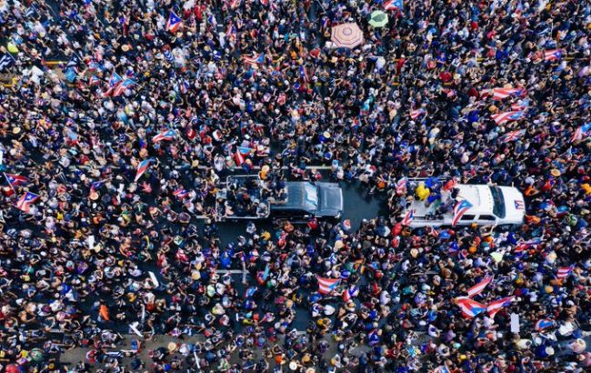 В протестах в Пуэрто-Рико принимают участие 200 тыс. человек